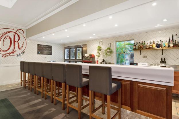 coopers colonial motel