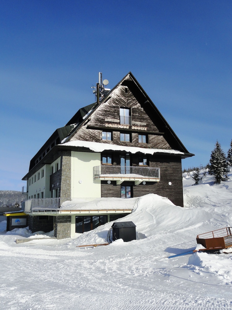 horsky hotel friesovy boudy