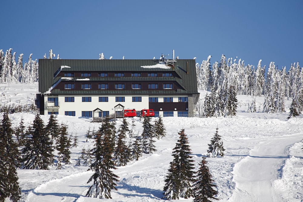 horsky hotel friesovy boudy