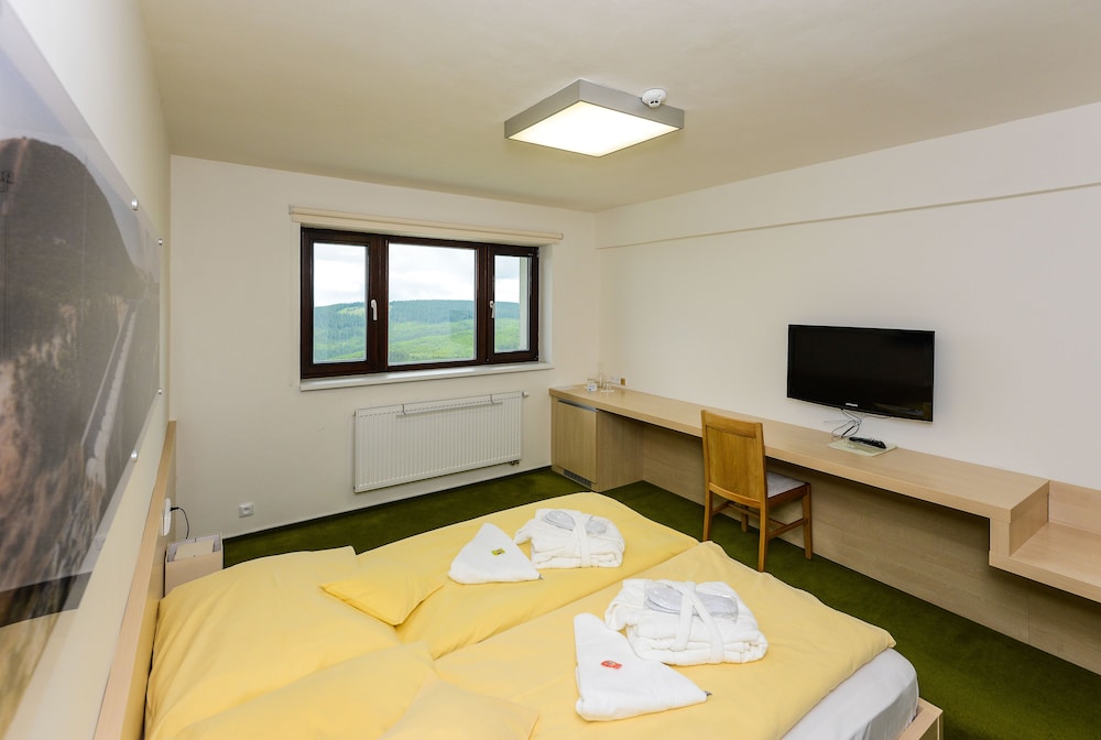 horsky hotel friesovy boudy