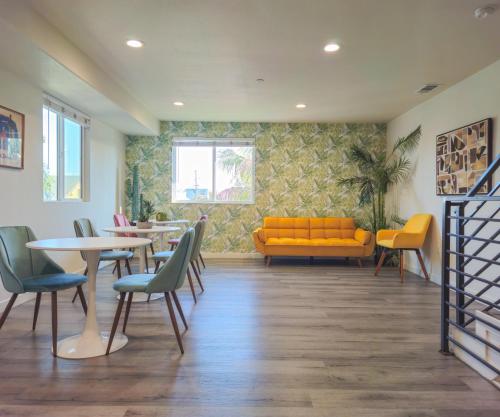 forty first place boutique hostel