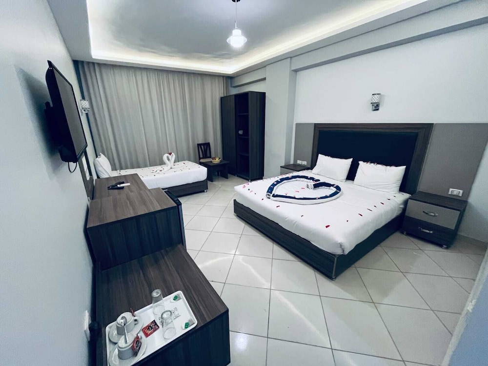 elite sea sky hotel