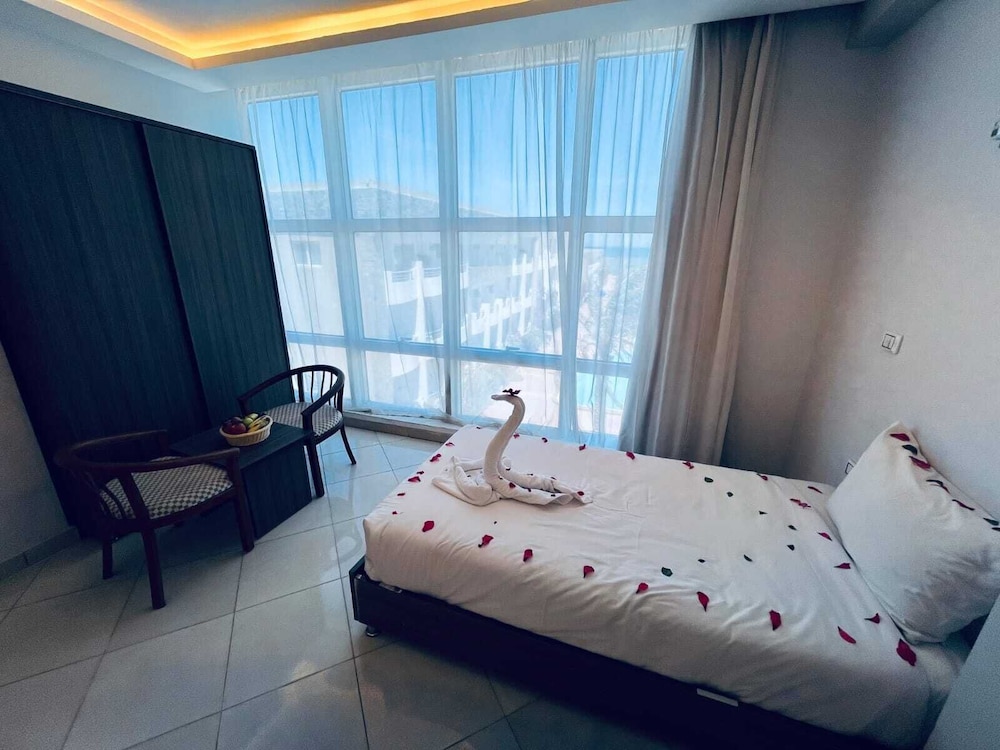 elite sea sky hotel