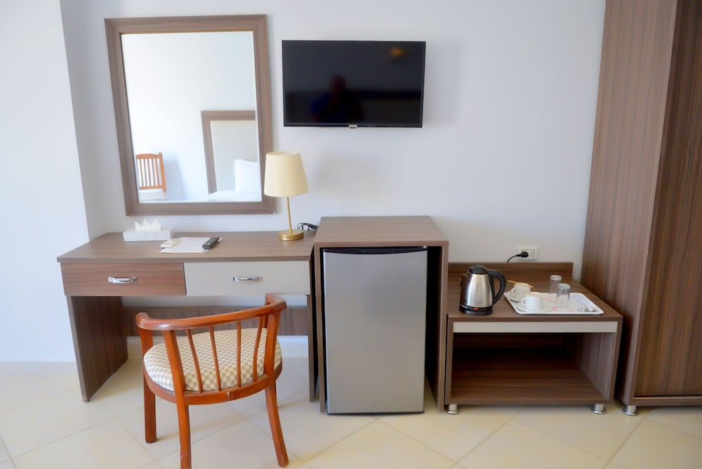 elite sea sky hotel