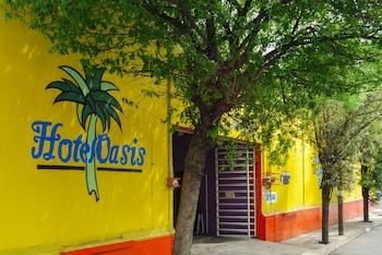 Oyo Hotel Oasis,,3 star