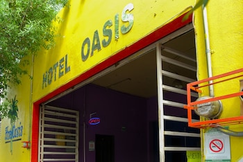 Oyo Hotel Oasis,,3 star