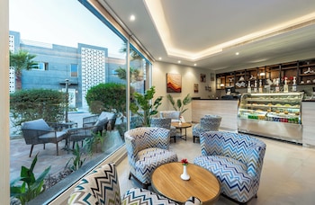 renium al qairawan resort riyadh