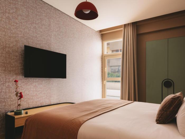 saint j hotel by brassbell