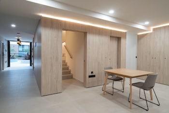 libere seville plaza nueva