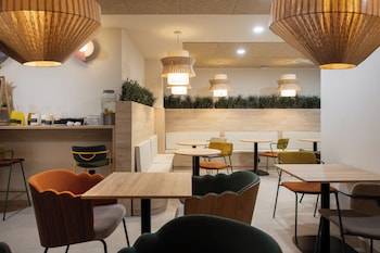 libere seville plaza nueva