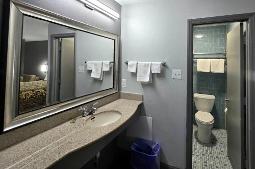 eagle inn by hotel o richmond midlothian turnpike