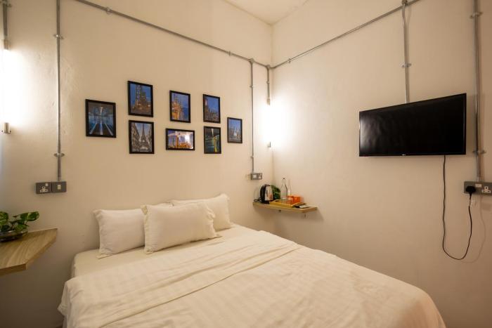 kenny hill boutique hotel near borneo medical centre kuching