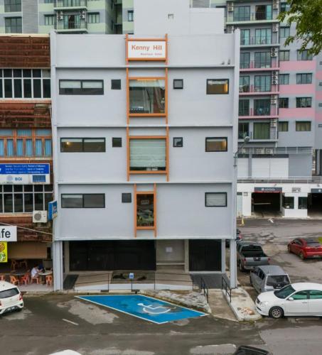 kenny hill boutique hotel near borneo medical centre kuching