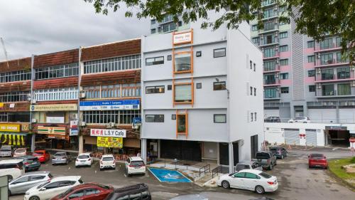 kenny hill boutique hotel near borneo medical centre kuching