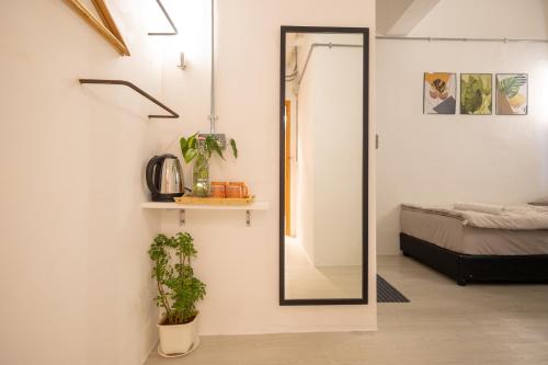kenny hill boutique hotel near borneo medical centre kuching