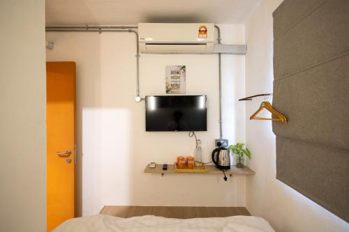 kenny hill boutique hotel near borneo medical centre kuching