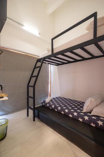 kenny hill boutique hotel near borneo medical centre kuching