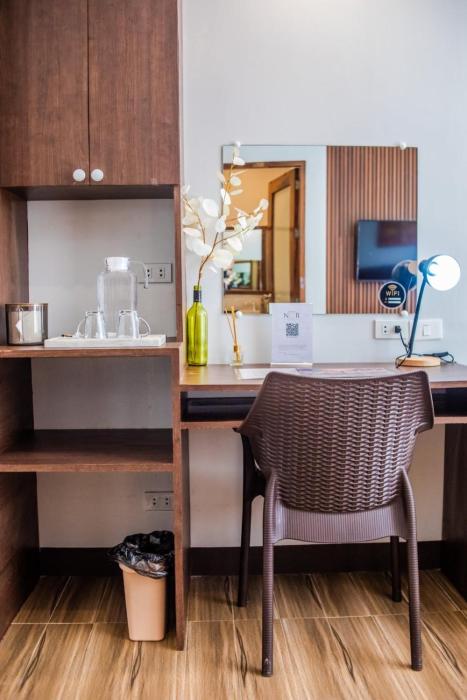 hotel naer