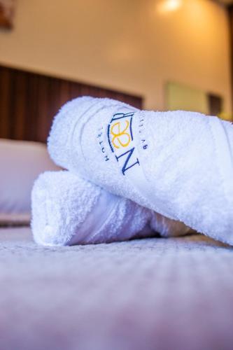 hotel naer