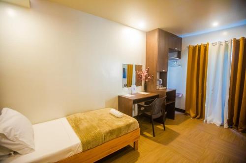 hotel naer