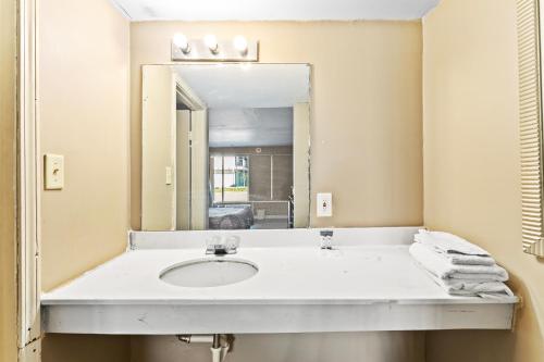 luxury inn by hotel o hattiesburg ms