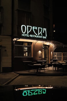 boutique hotel opera