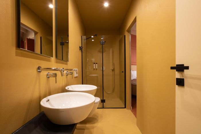 boutique hotel opera