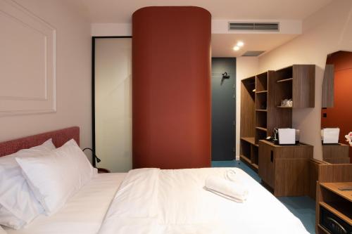 boutique hotel opera