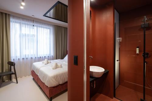 boutique hotel opera
