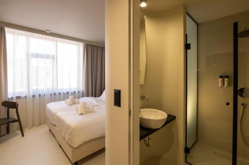 boutique hotel opera