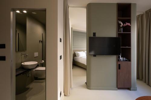 boutique hotel opera