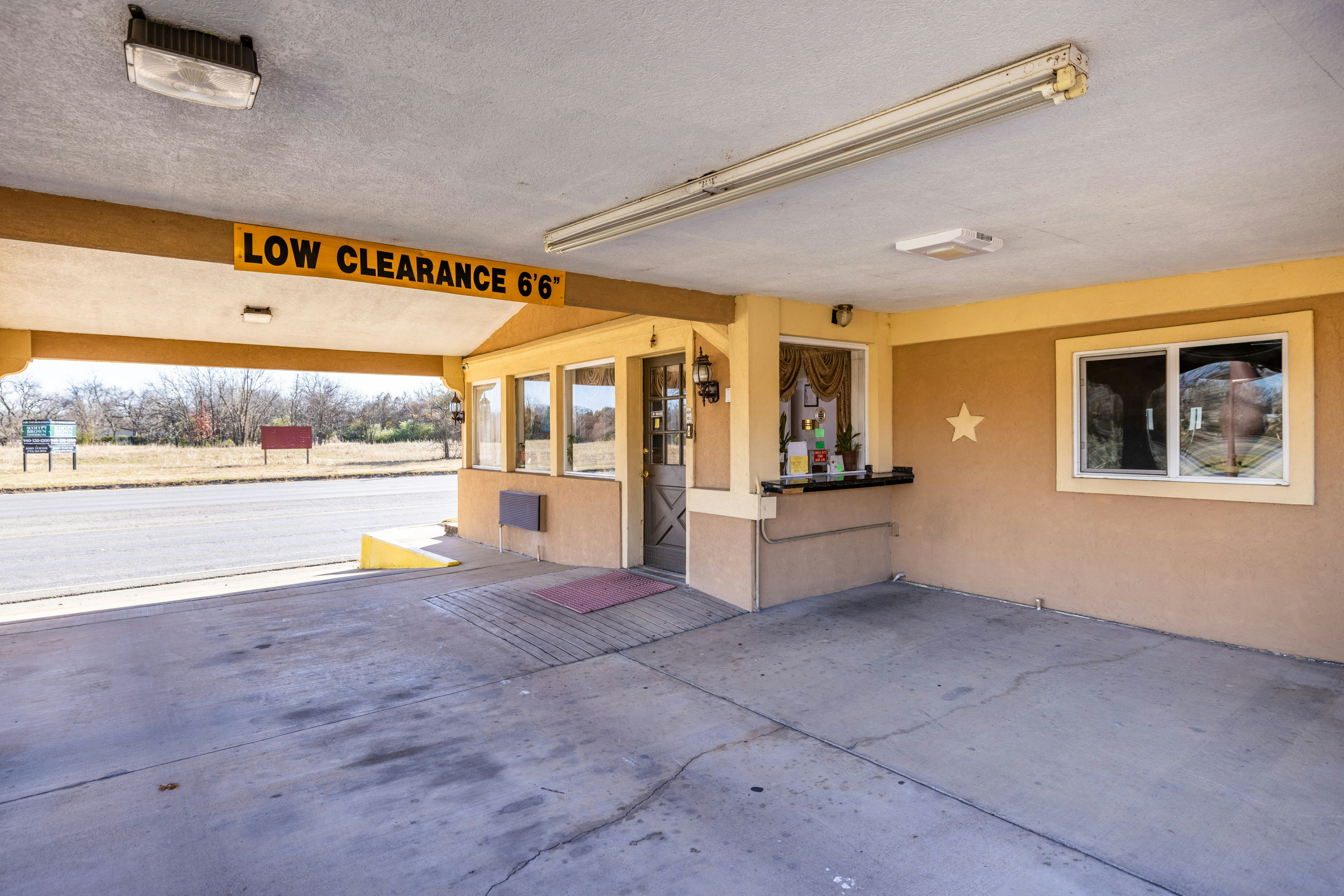 western inn by capital o cleburne tx