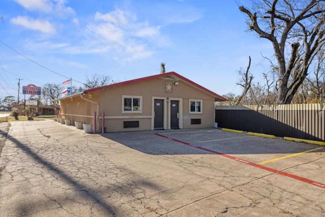 western inn by capital o cleburne tx