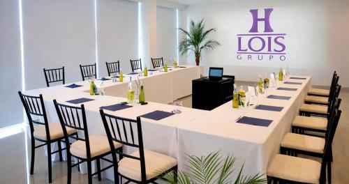 hotel lois express monterrey aeropuerto la fe
