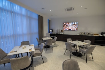 hotel allegra