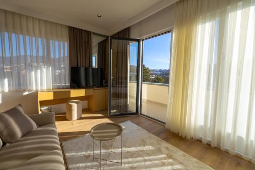 hotel allegra