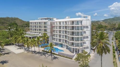 claritas beach bar and resort