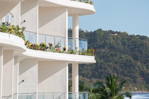 claritas beach bar and resort