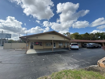 budget host inn ocala near i 75 by hotel o
