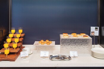 novotel living yunnan dianchi times