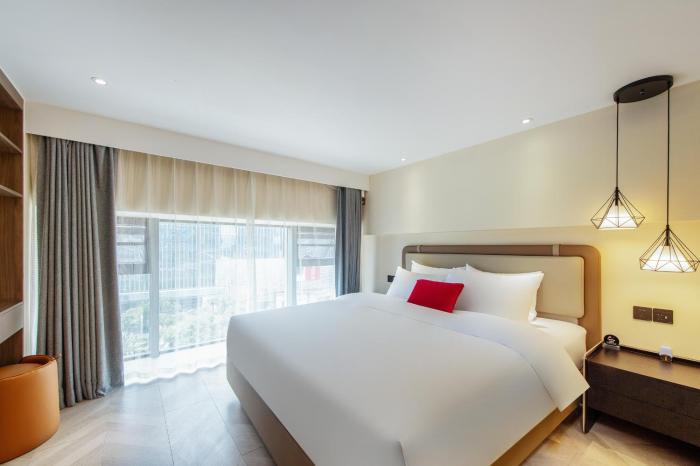 novotel living yunnan dianchi times