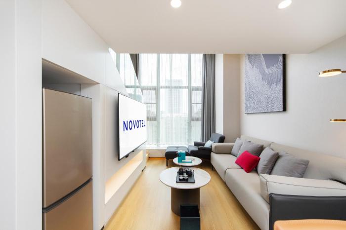 novotel living yunnan dianchi times