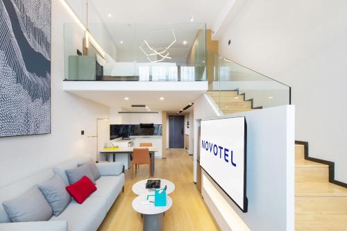 novotel living yunnan dianchi times