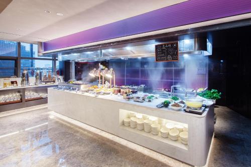 novotel living yunnan dianchi times