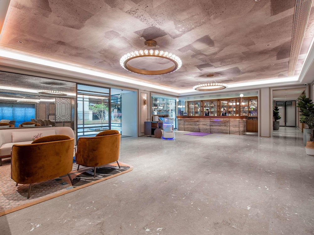 mercure chongqing times paradise walk