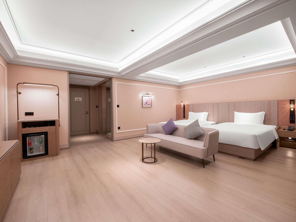 mercure chongqing times paradise walk