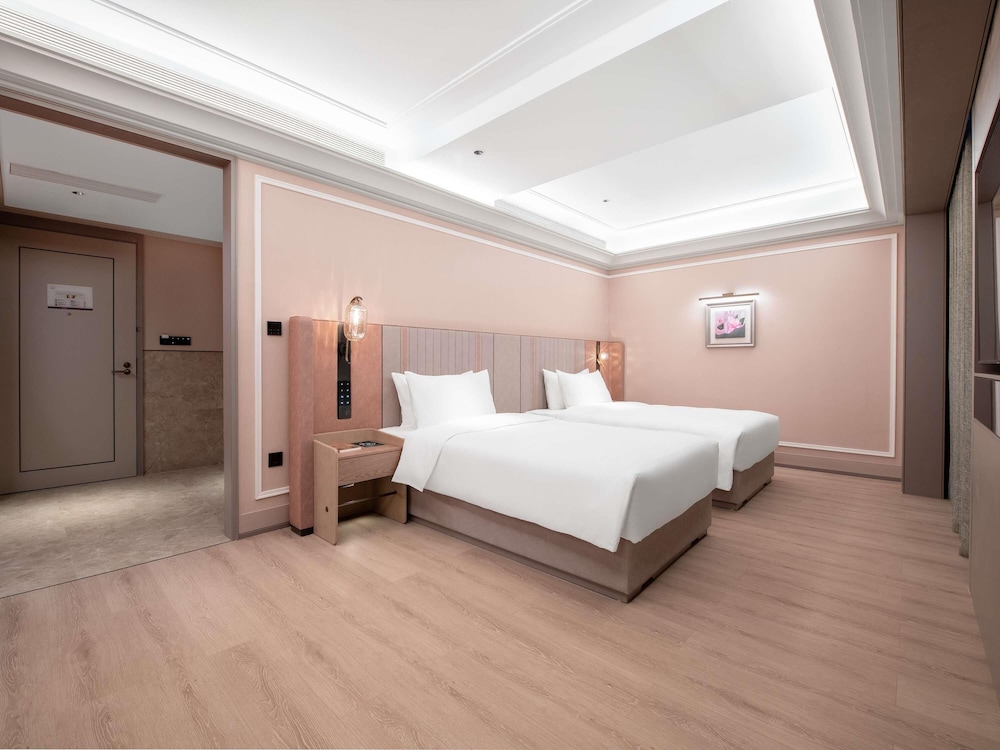 mercure chongqing times paradise walk