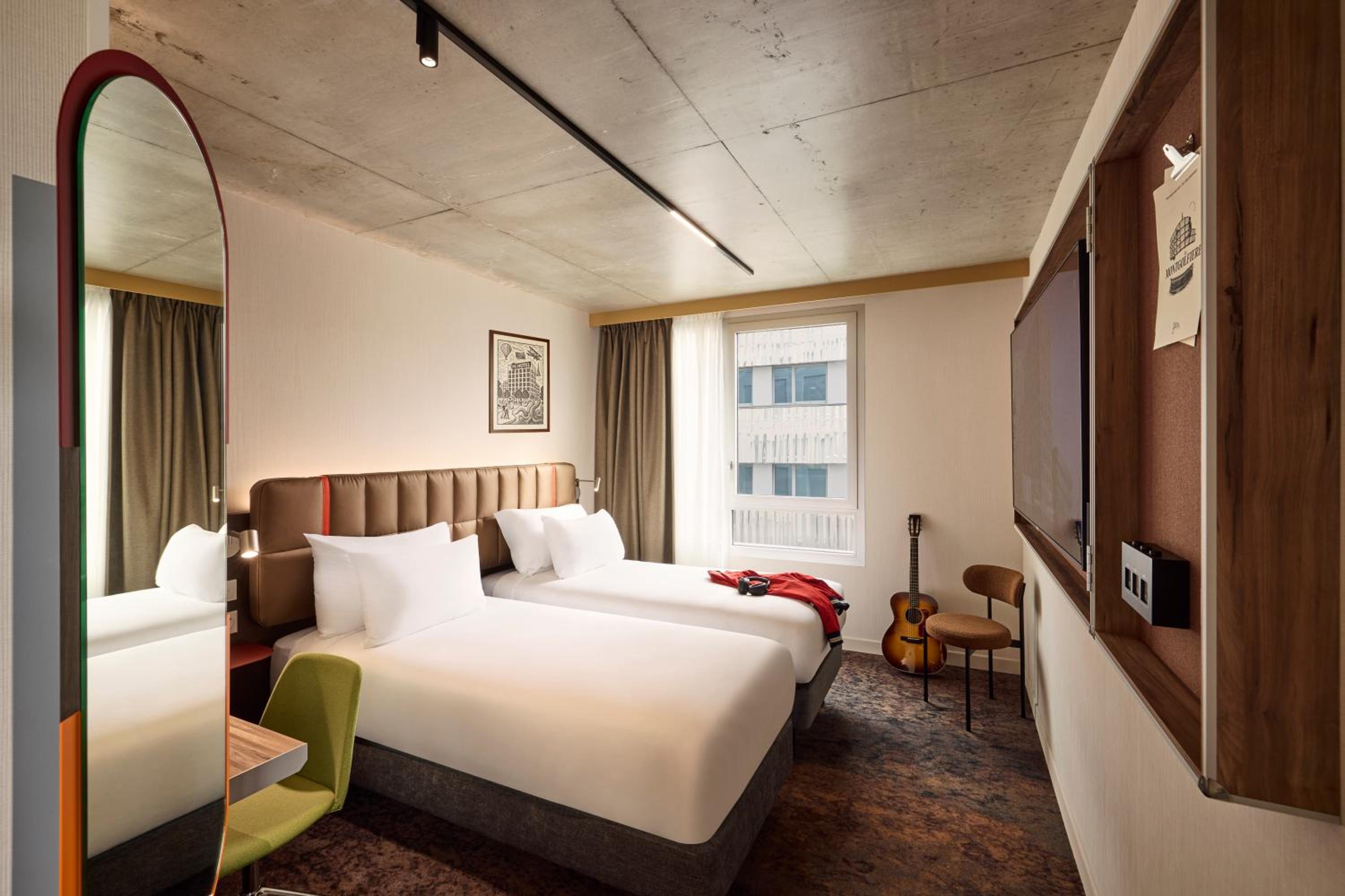 you hotel amiens handwritten collection