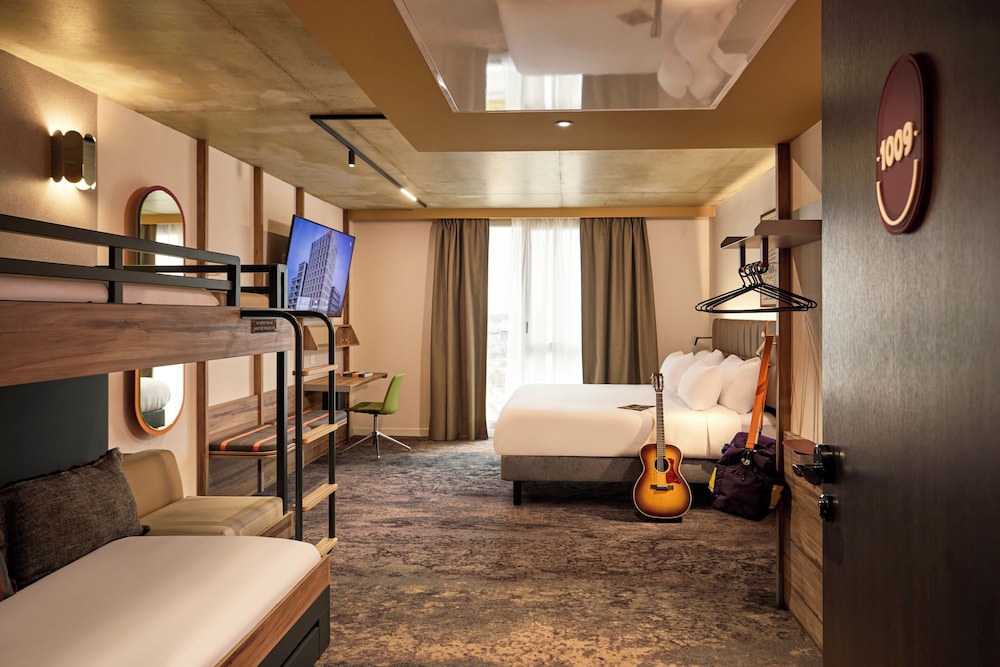 you hotel amiens handwritten collection