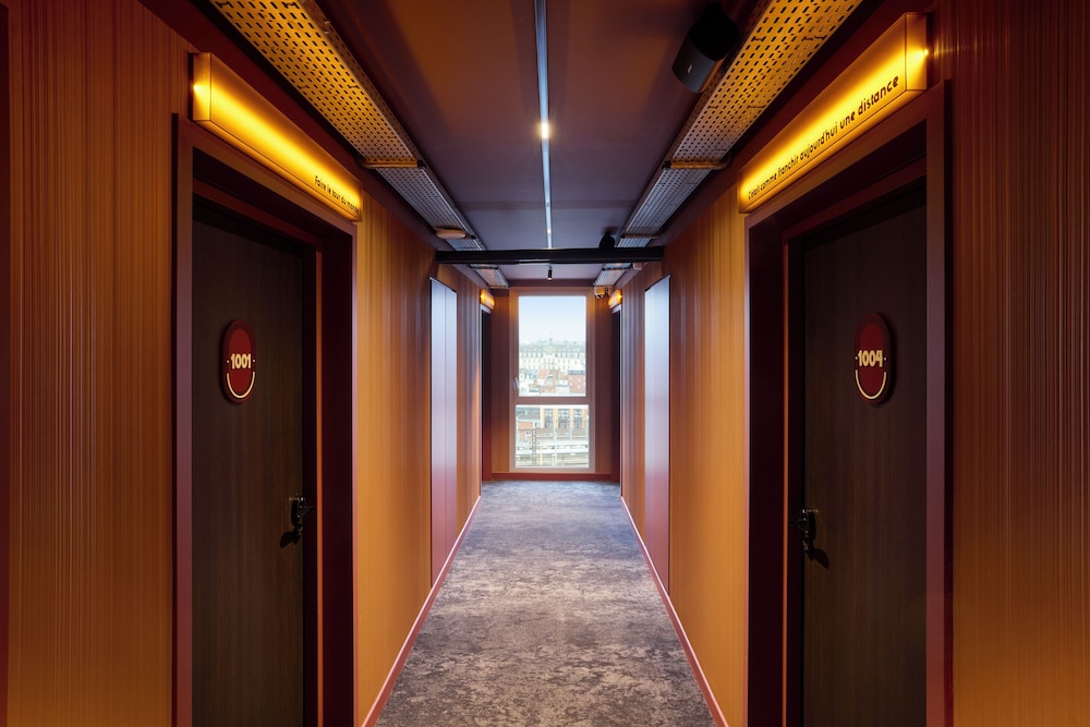you hotel amiens handwritten collection